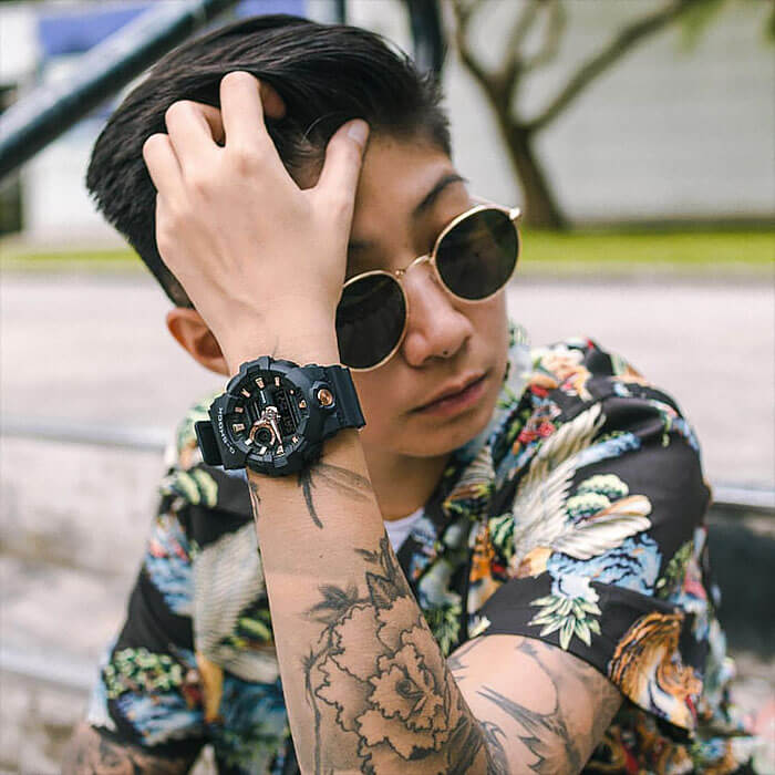 Casio Casio G-Shock GA-710B-1A4 электронные часы с аксессуарами мужские часы модель GA-710B-1A4