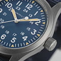 Hamilton Hamilton Khaki Field Mechanical H69439940 khaki field швейцарские мужские часы на браслете тканевый боковой вид