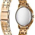 Citizen EM0503-75X наручные женские часы застежка крупным планом