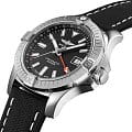 Breitling Breitling Avenger Automatic GMT 43 A32397101B1X1 , наручные мужские часы фото под углом