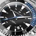 Hamilton Hamilton Khaki Navy Scuba H82315131  — детали корпуса и нержавеющая сталь