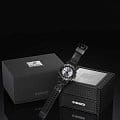 Casio GWR-B1000HJ-1ADR наручные мужские часы застежка крупным планом