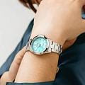 Festina Festina Swiss Made F20049/4  испанские женские часы на браслете нержавеющая сталь боковой вид
