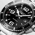Longines Longines HydroConquest L3.730.4.56.6 , наручные мужские часы фото под углом