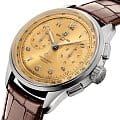 Breitling Breitling Premier B09 Chronograph 40 AB0930F51H1P1 , наручные мужские часы фото под углом