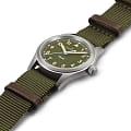 Hamilton Hamilton Khaki Field Quartz 33mm H69301960 , наручные мужские часы фото под углом