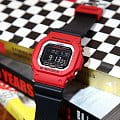 Casio Casio G-Shock GW-M5610RB-4 электронные мужские часы часы крупный план черный циферблата