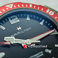 Hamilton H77805335 мужские часы застежка крупным планом