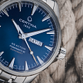 Certina Certina DS Action Day-Date Powermatic 80 C033.407.22.011.00 женские часы синий циферблат на запястье