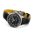 Breitling Breitling Navitimer Automatic GMT 41 A32310251B1P1, navitimer швейцария мужские часы на браслете кожаный боковой вид