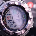 Casio Casio Pro Trek PRW-2500T-7E, pro trek япония мужские часы на браслете 18-каратное желтое золото боковой вид