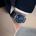 Mido Mido Commander Big Date M021.626.17.041.00 мужские часы синий циферблат на запястье