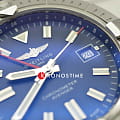 Breitling Breitling Avenger Automatic GMT 45 A32395101C1X1 механические мужские часы часы, крупный план синий циферблат