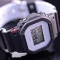Casio Casio G-Shock DW-5600LCU-1 DW-5600, наручные мужские часы фото под углом