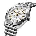 Breitling Breitling Chronomat 32 A773105A1A1A1 , наручные женские часы фото под углом