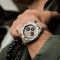 Breitling Breitling Avenger B01 Chronograph 44 AB0147101A1X1 мужские часы бежевый циферблат на запястье