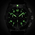 Breitling Breitling Avenger B01 Chronograph 44 Night Mission SB0147101B1X1 механические мужские часы часы крупный план черный циферблата