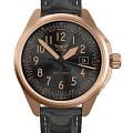 Aviator Aviator Airacobra 43 Type B V.1.38.2.323.4  V.1.38.2.323.4 кварцевые мужские часы черный циферблат, браслет кожаный — вид спереди