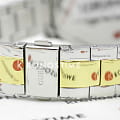 Guess GW0723L1 женские часы застежка крупным планом