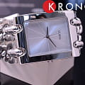 Guess GUESS W1117L1  наручные женские часы фото под углом.