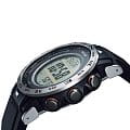 Casio PRW-30-1AER мужские часы застежка крупным планом