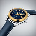 Tissot Tissot T-My Lady Automatic 18K Gold T930.007.46.046.00 T My Lady наручные женские часы фото под углом.