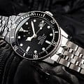 Orient RE-AU0601B00B мужские часы застежка крупным планом